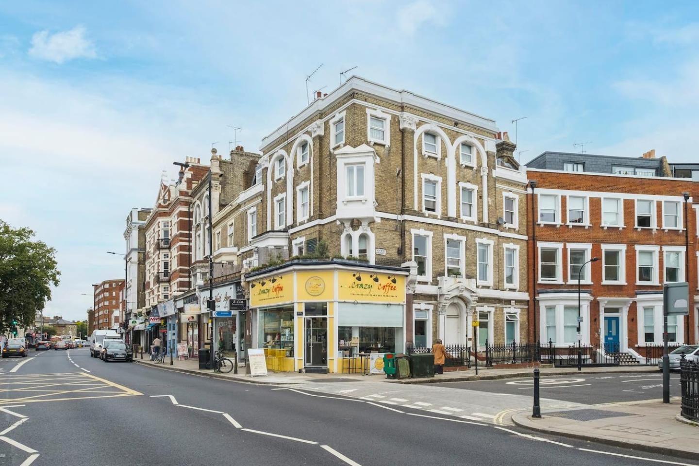 3 Bed 3 Bathroom Flat In Kensington B *