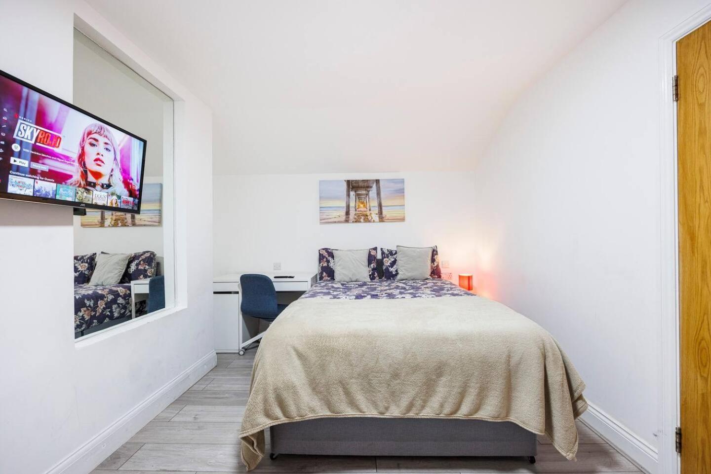 3 Bed 3 Bathroom Flat In Kensington B Appartamento